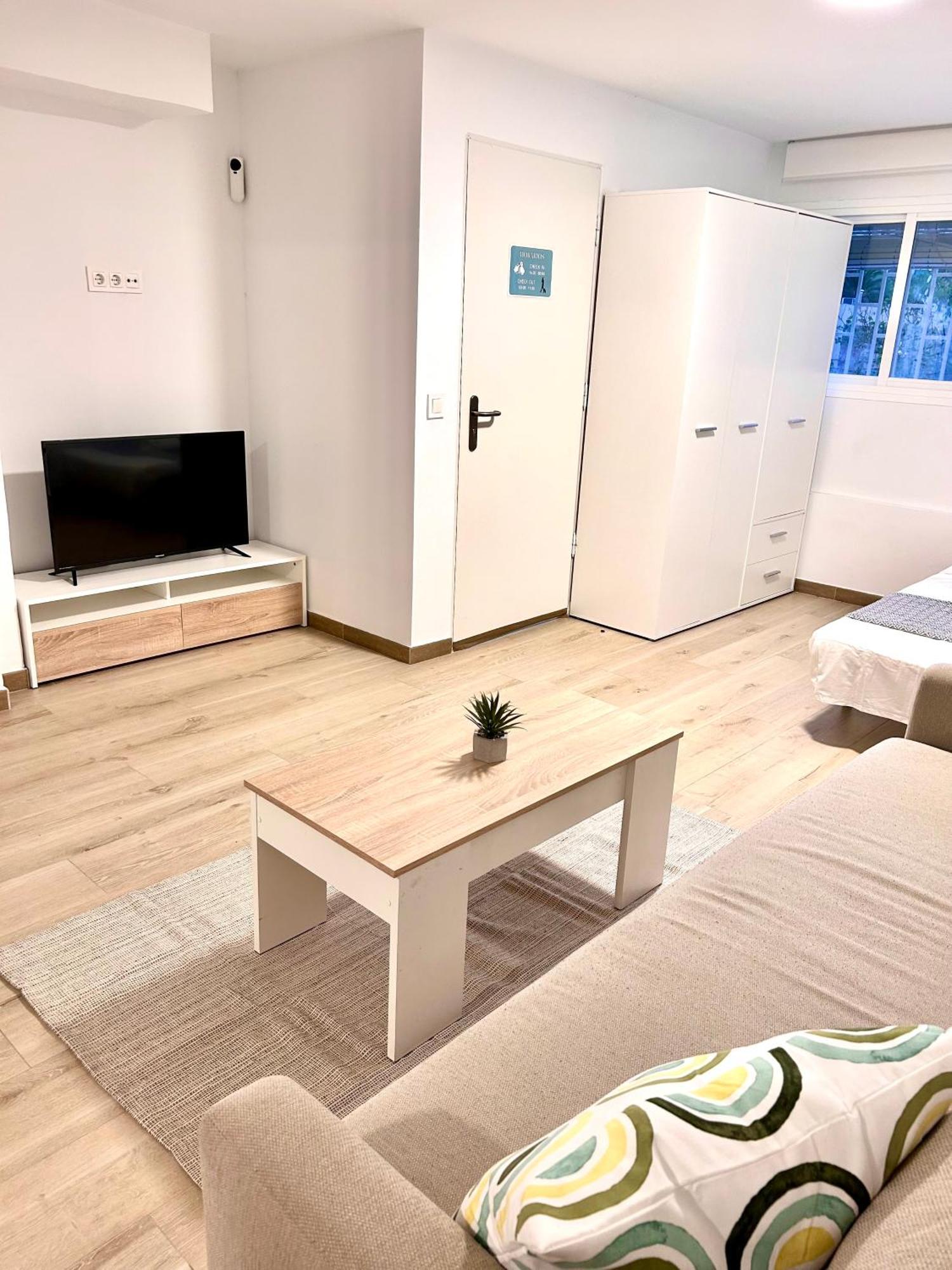 Apartamentos Ribadeo Madrid Exterior foto